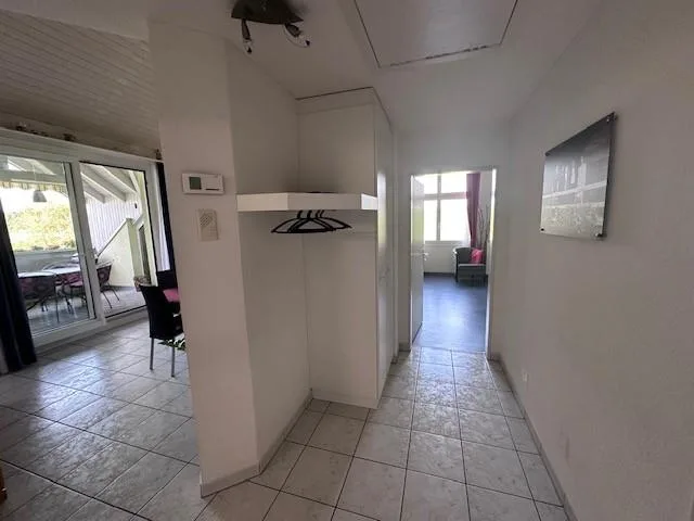3 1/2-Zimmer-Dachwohnung mit Hobbyraum, Keller, Garage und Garten – Foto 5 von 16