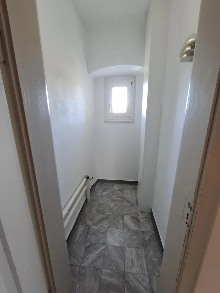 Grosszügige 6½-Zimmerwohnung im historischen Pfarrhaus – photo 5 sur 29