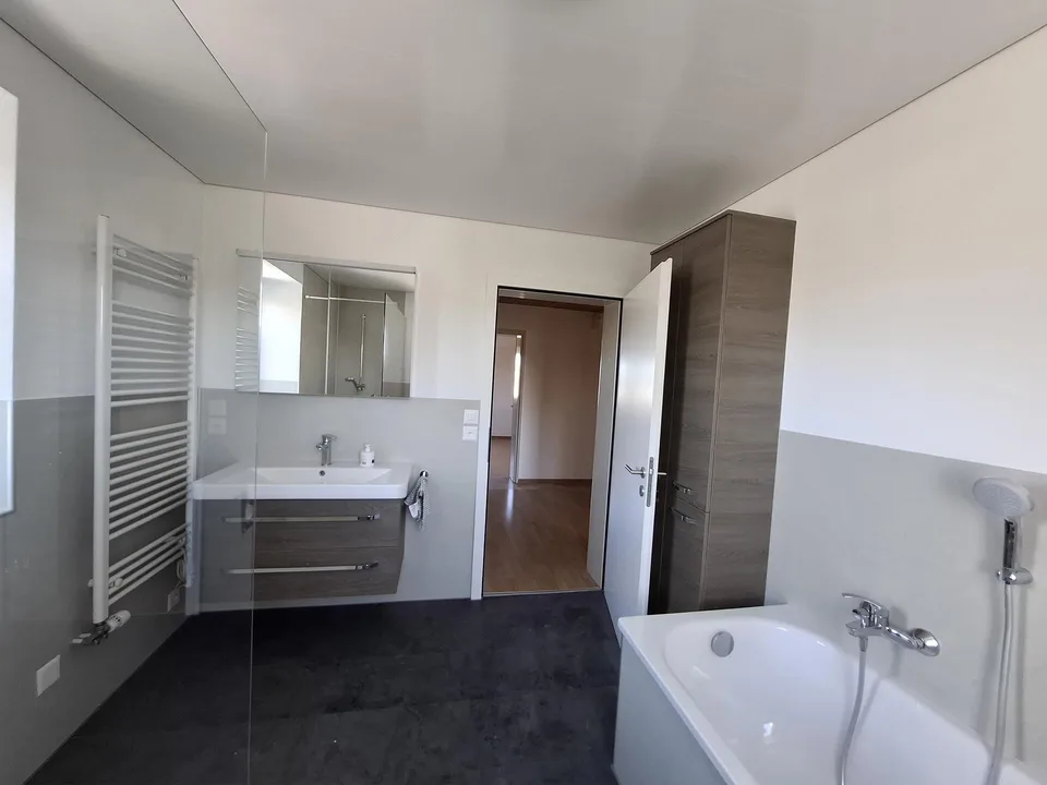 Grosszügige 6½-Zimmerwohnung im historischen Pfarrhaus – photo 4 sur 29
