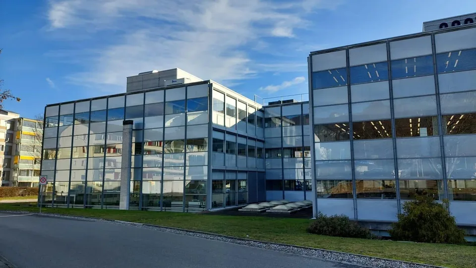 Klimatisierte Büro-/Gewerbeflächen in Bellach mieten – Foto 7 von 8