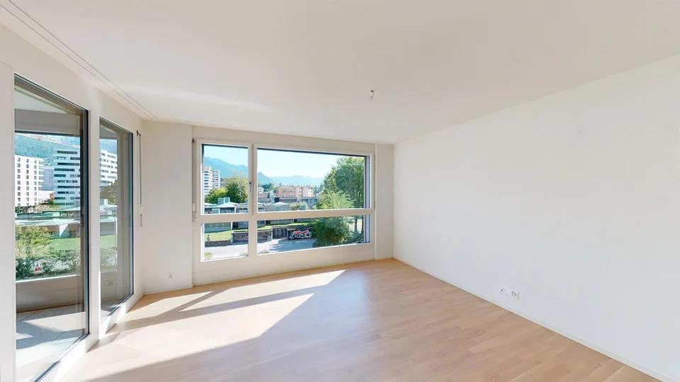 Residenza Laville: moderno, grandi vetrate e terrazzo coperto – foto 3 di 11
