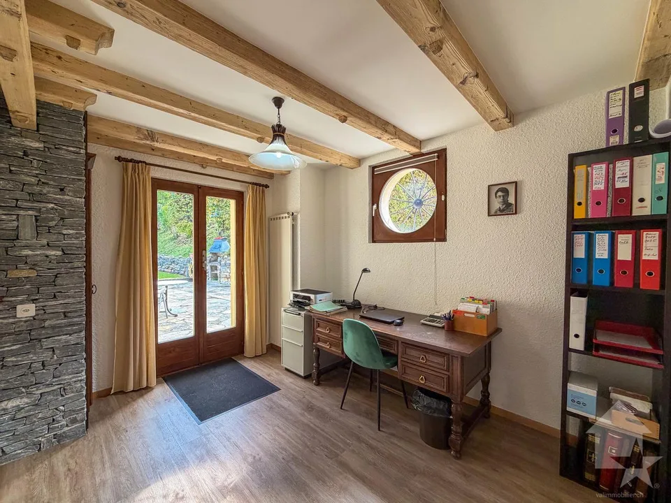 Belle maison de 3 appartements avec garage, mazot et carnotzet ! – photo 18 sur 43