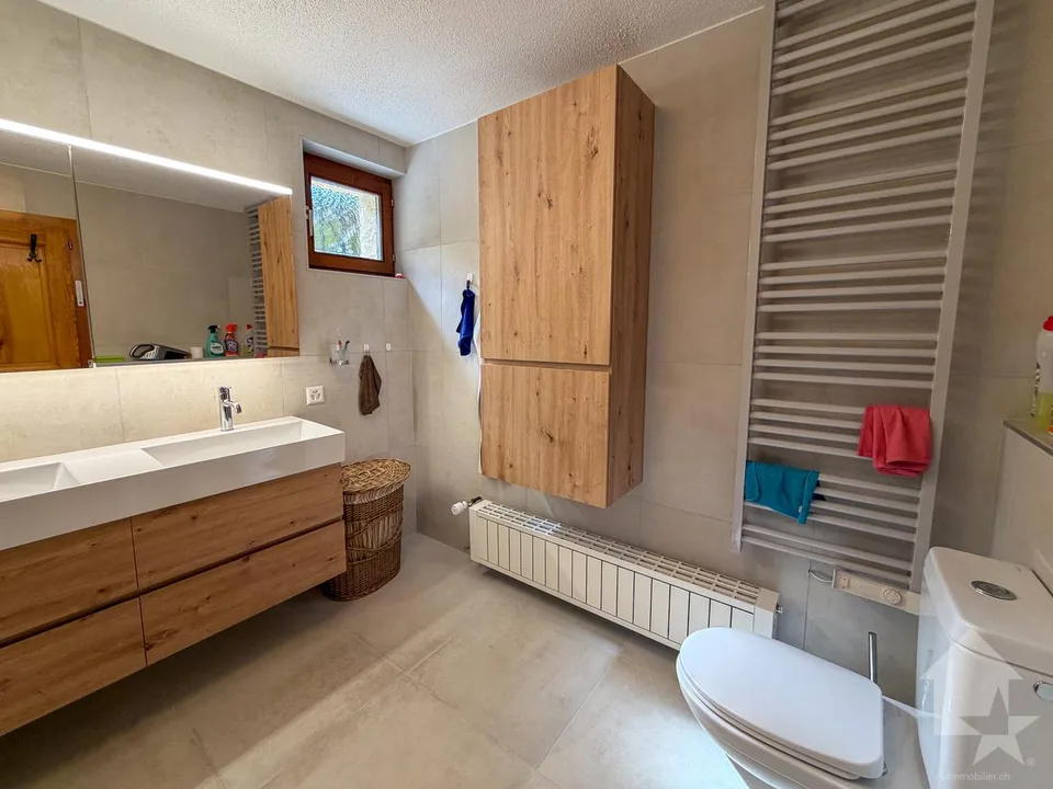 Belle maison de 3 appartements avec garage, mazot et carnotzet ! – photo 14 sur 43