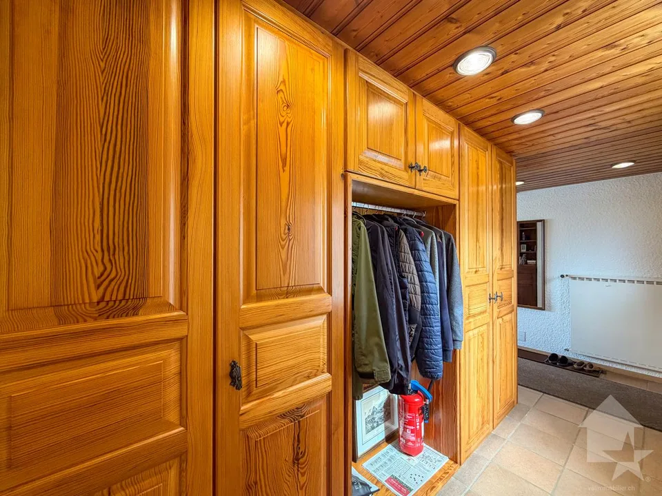 Belle maison de 3 appartements avec garage, mazot et carnotzet ! – photo 19 sur 43