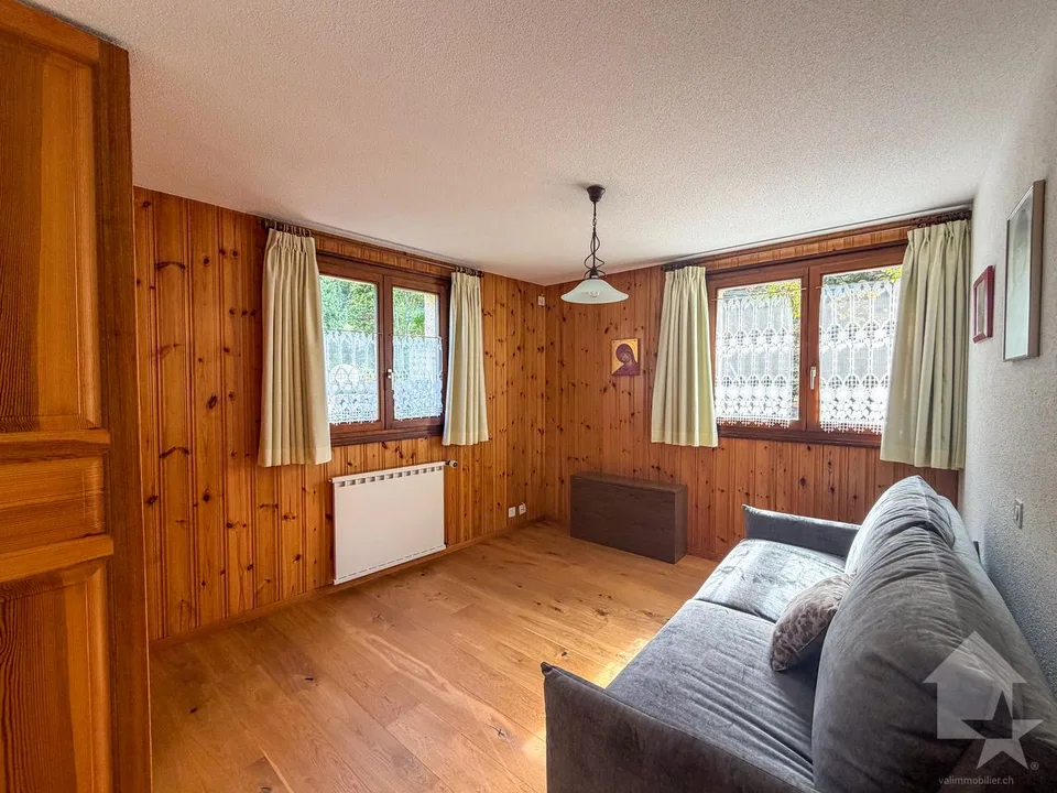 Belle maison de 3 appartements avec garage, mazot et carnotzet ! – photo 9 sur 43