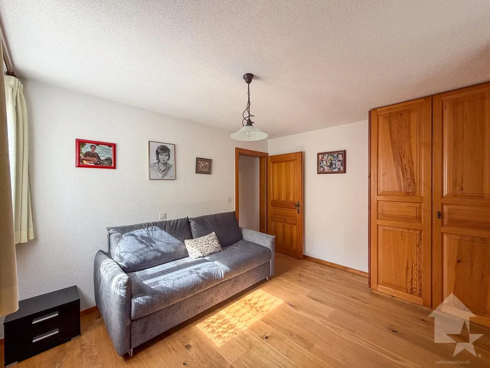 Belle maison de 3 appartements avec garage, mazot et carnotzet ! – photo 10 sur 43