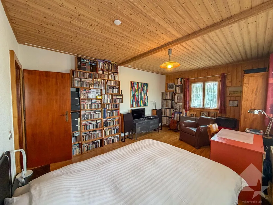 Belle maison de 3 appartements avec garage, mazot et carnotzet ! – photo 27 sur 43