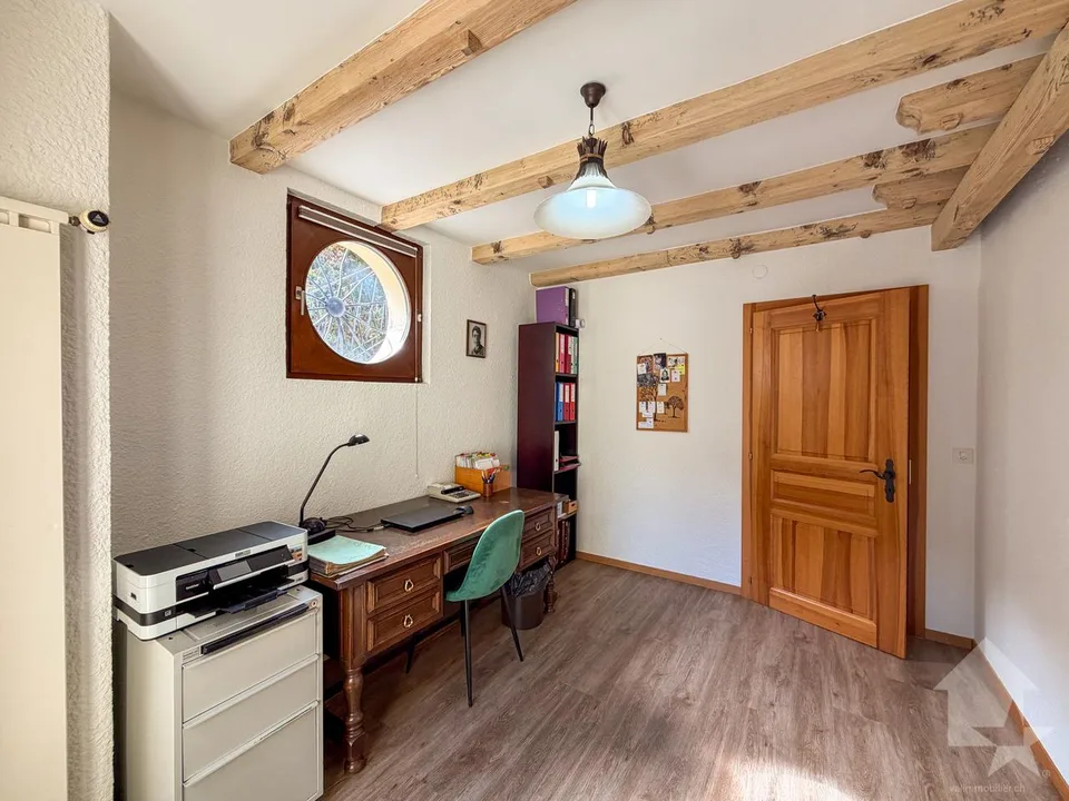 Belle maison de 3 appartements avec garage, mazot et carnotzet ! – photo 17 sur 43