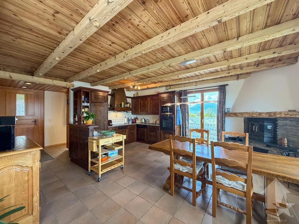 Belle maison de 3 appartements avec garage, mazot et carnotzet ! – photo 24 sur 43