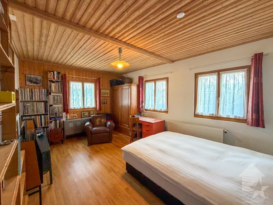 Belle maison de 3 appartements avec garage, mazot et carnotzet ! – photo 26 sur 43