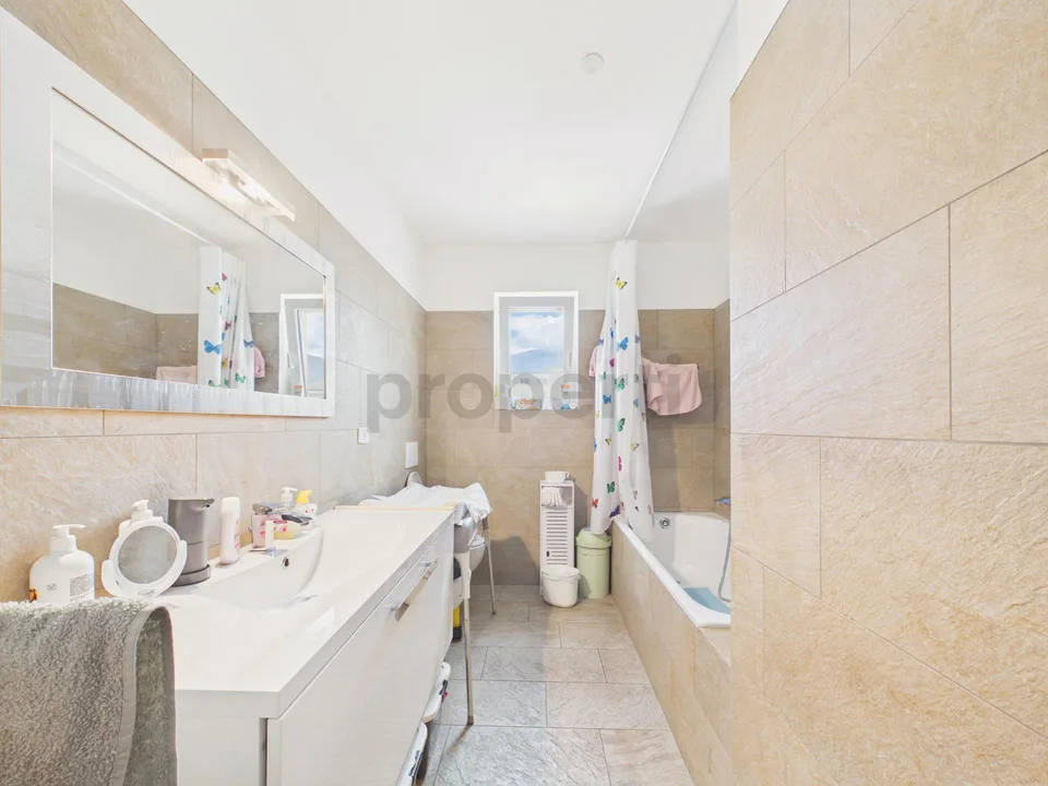 Elegantes Apartment mit 4.5 Zimmern in Bellinzona mit 30 m² Terrasse – Foto 11 von 16