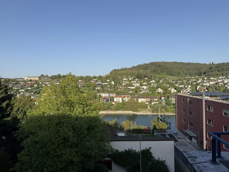 Dachwohnung mit grosser Terrasse und wunderbarer Aussicht – foto 10 di 13