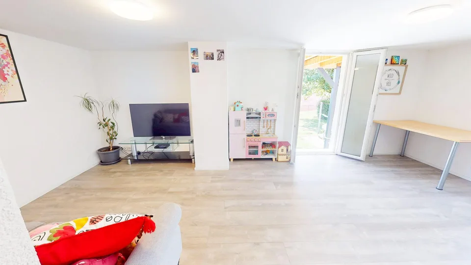 Renovated multi-family house with 3 units in central Sargans – photo 3 of 13