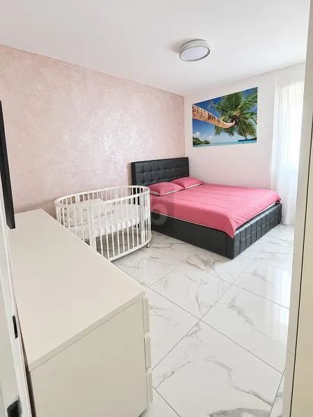 Renoviert in zentraler und komfortabler Lage – Foto 2 von 5