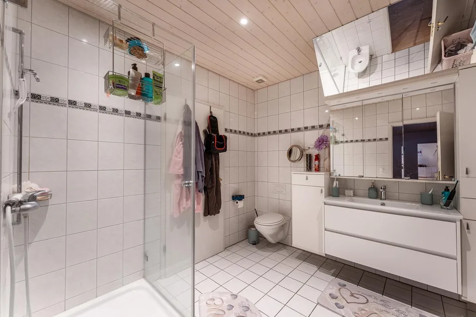 Viel Platz und Privatsphäre – 5½-Zimmer-Wohnung in Thayngen – photo 7 sur 14