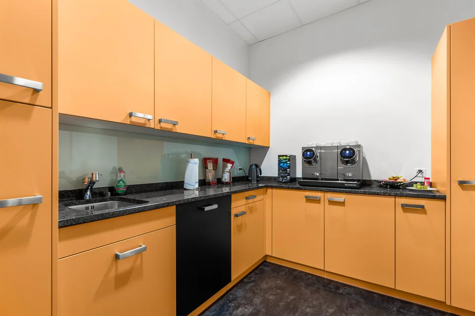 Ufficio o spazio commerciale nel cuore di Pfäffikon SZ – foto 7 di 10