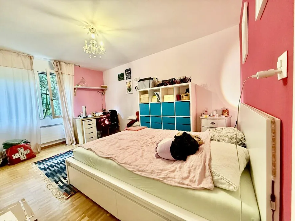 Appartement de 3,5 pièces situé au centre d'Albisrieden avec un espace de jardin privé – photo 5 sur 11