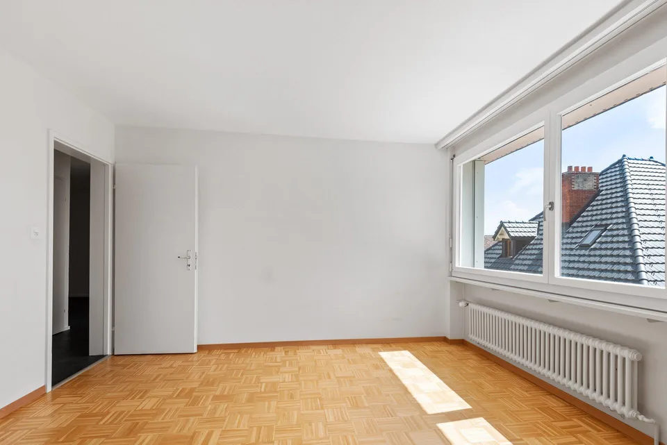 Bello appartamento di 5.5 locali con vista eccezionale sul lago – foto 8 di 10