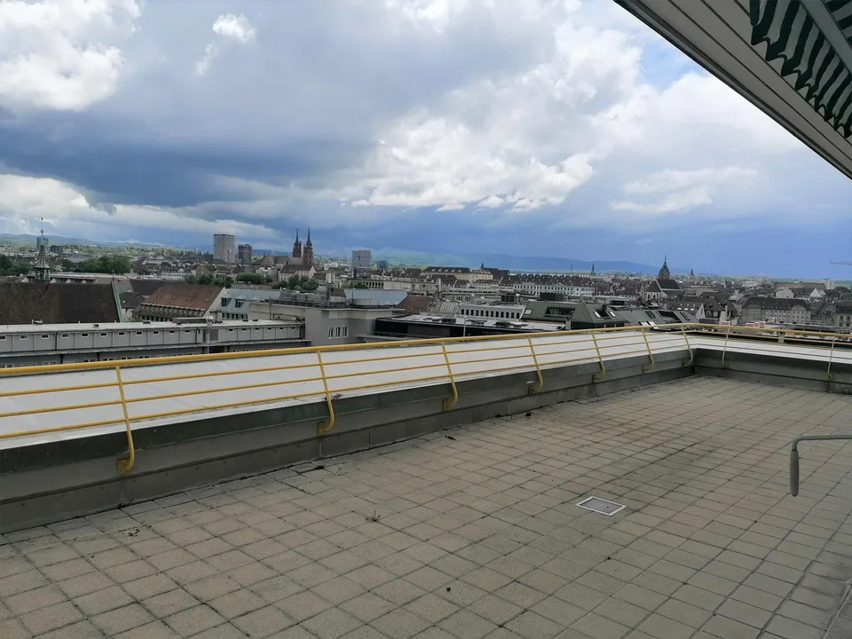 Vivere con una vista incredibile su Basel! – foto 8 di 9