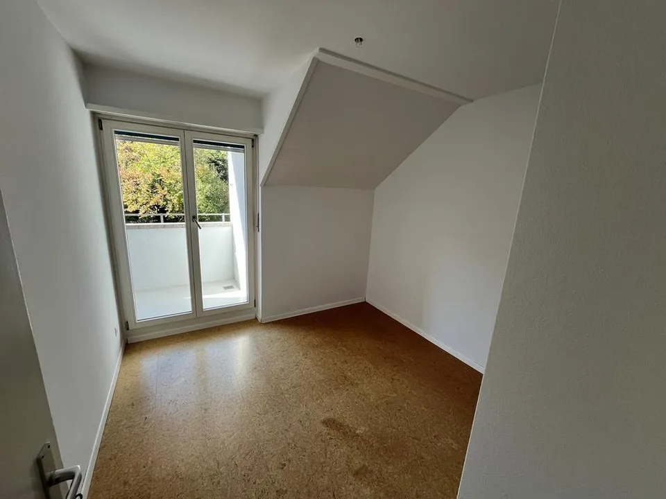 4-Zimmerwohnung mit wunderbarer Aussicht – Foto 4 von 10