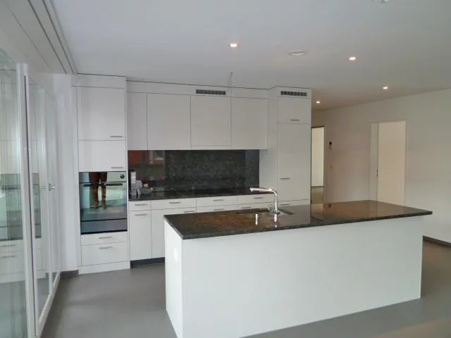 Modernes, zentrales Wohnen mit grosser Loggia (23m²) – Foto 2 von 10