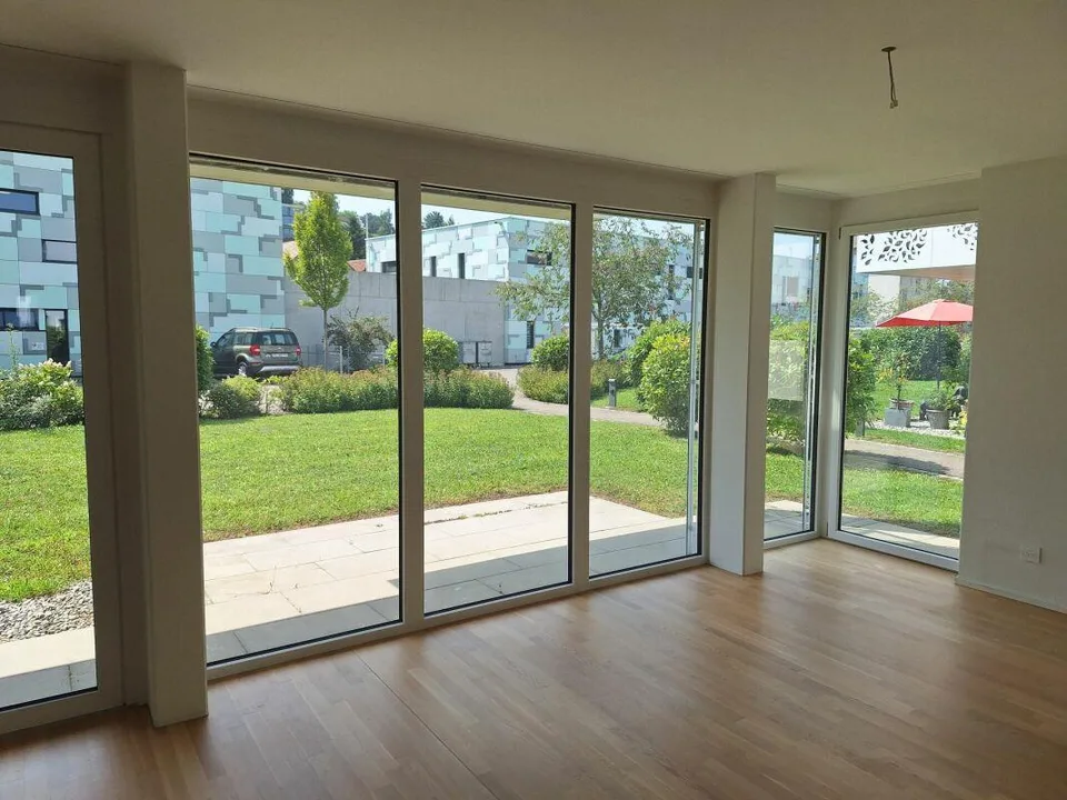 Appartement spacieux 3.5 pièces avec patio – photo 3 sur 10