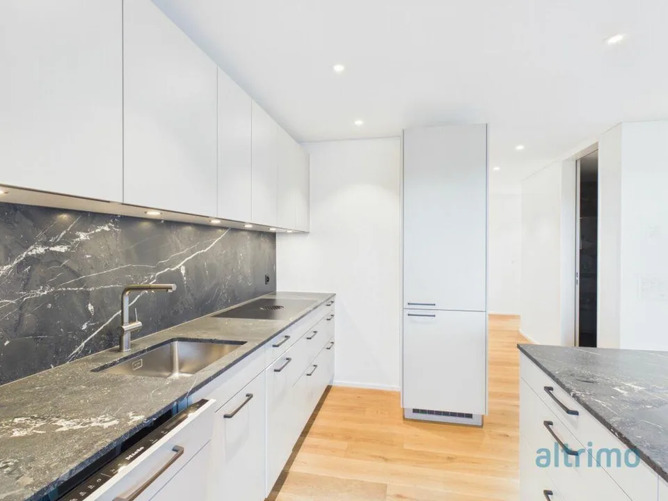 Erstbezug: hochwertige 3.5-Zimmer-Wohnung mit herrlicher Aussicht – photo 8 sur 13