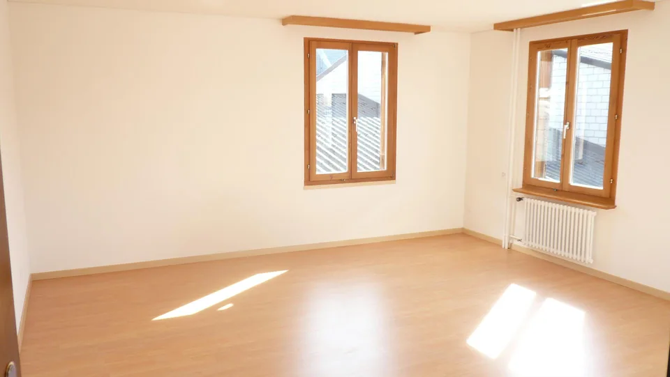 5 Zimmer Wohnung EG – Foto 2 von 8