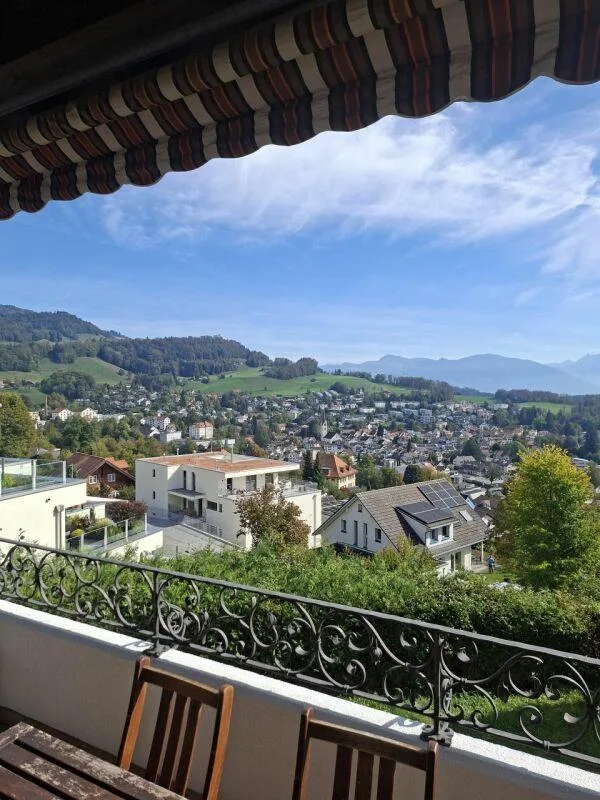 Maison de famille charmante avec une vue de rêve – photo 2 sur 14