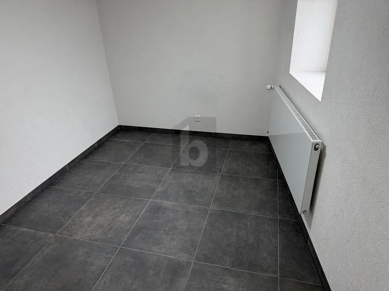 POLYVALENT ET PROCHE DU CENTRE – Foto 2 von 5