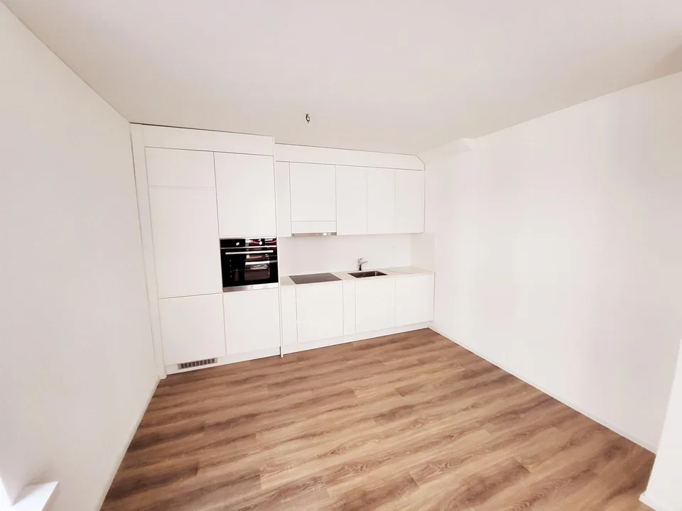 2.5-Room Maisonette Row House in St. Gallen Museumsquartier – photo 2 of 18