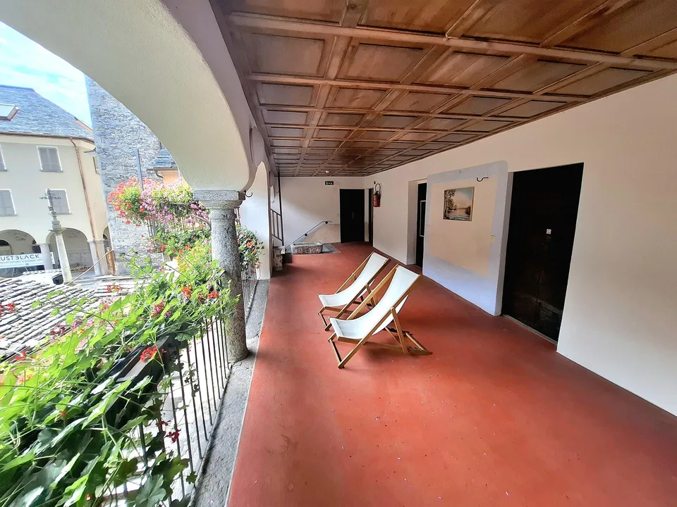 Residenza storica con 20 camere nel cuore di Intragna – abitare, os... – Foto 13 von 14