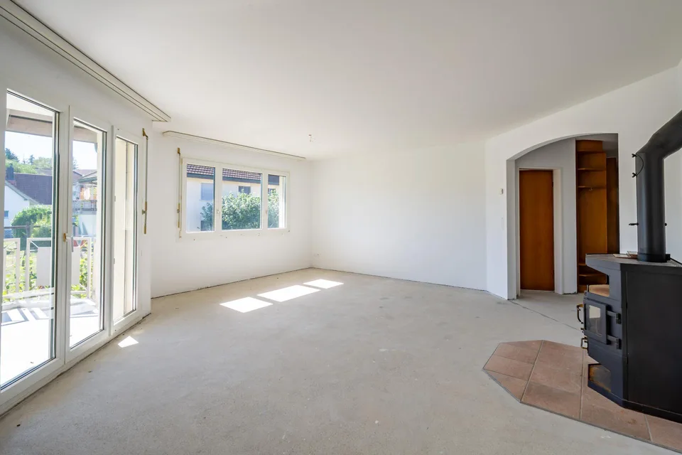 Grosszügige Wohnung mit schöner Aussicht ins Grüne – photo 9 of 15