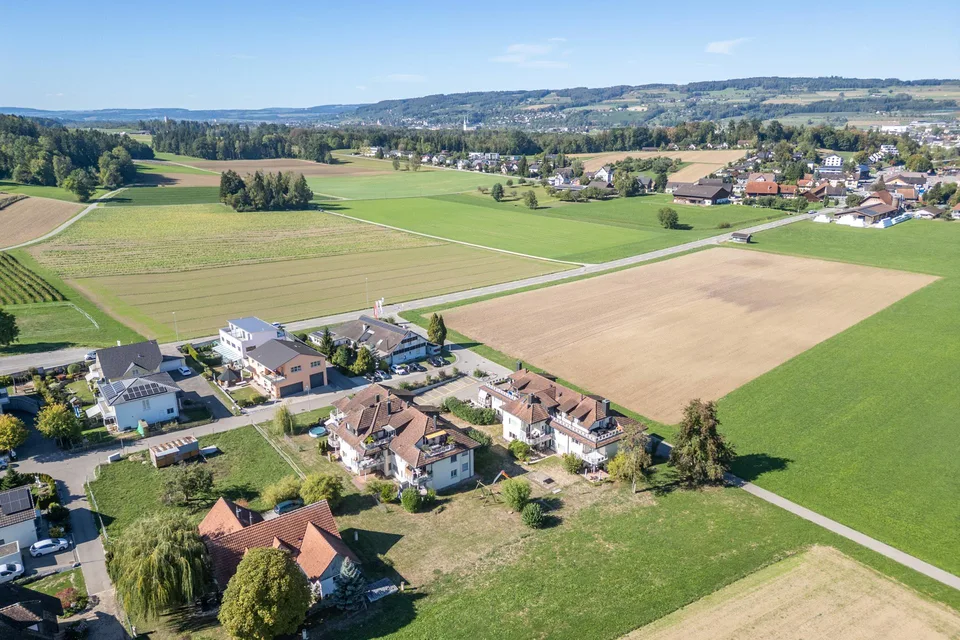 Grosszügige Wohnung mit schöner Aussicht ins Grüne – photo 14 of 15