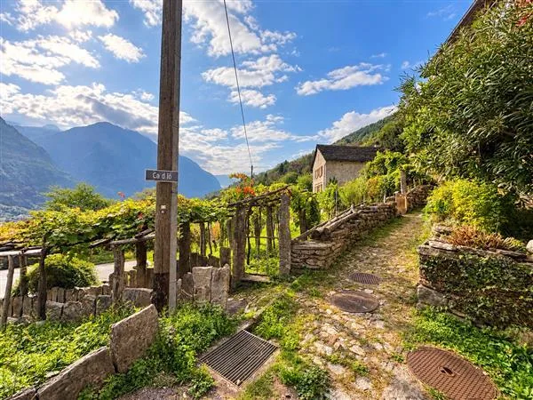SEMIONE: Rustico 2.5 Locali – Foto 2 von 13