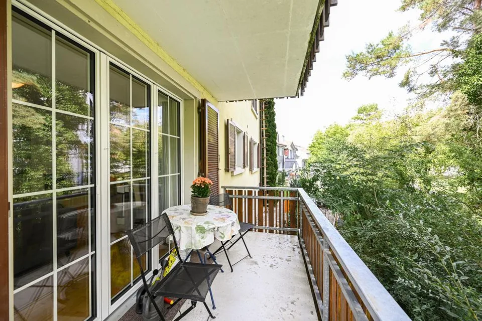 Charmantes Zuhause mit Cheminée und Balkon – Foto 6 von 7