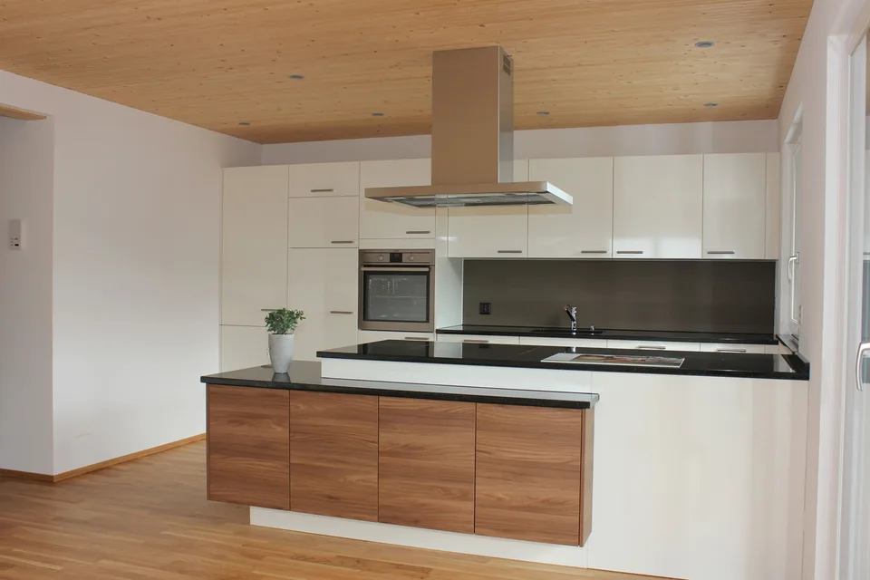 VERMIETUNG 3.5 Zimmer Wohnung im Obergeschoss – Foto 3 von 11