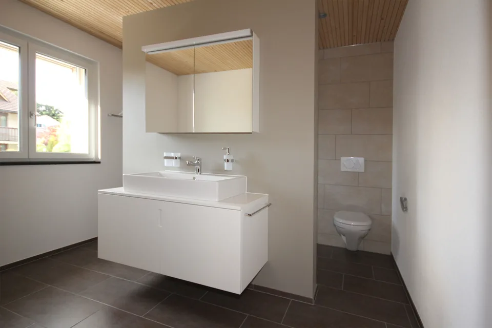 VERMIETUNG 3.5 Zimmer Wohnung im Obergeschoss – Foto 8 von 11