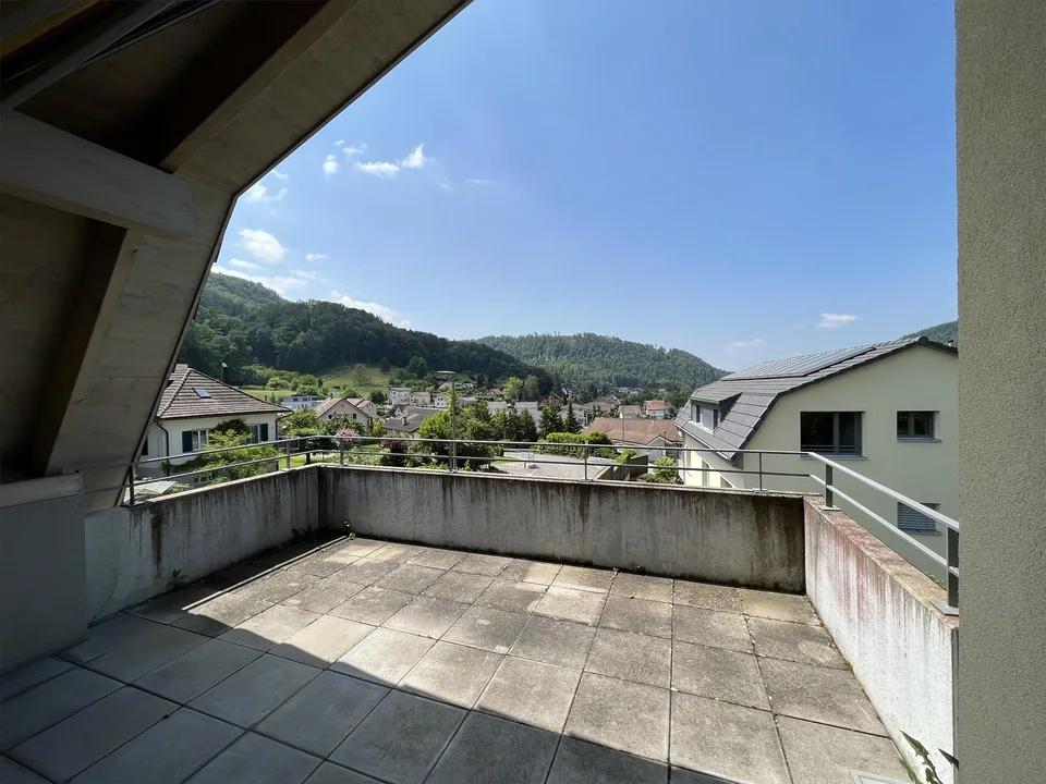 Grosszügige 3,5-Zimmer-Dachwohnung mit Balkon an erhöhter Lage – Foto 12 von 16