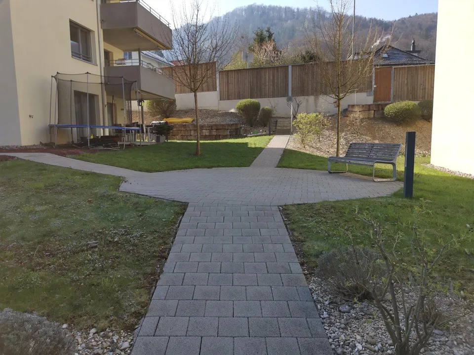 Grosszügige 3,5-Zimmer-Dachwohnung mit Balkon an erhöhter Lage – Foto 14 von 16