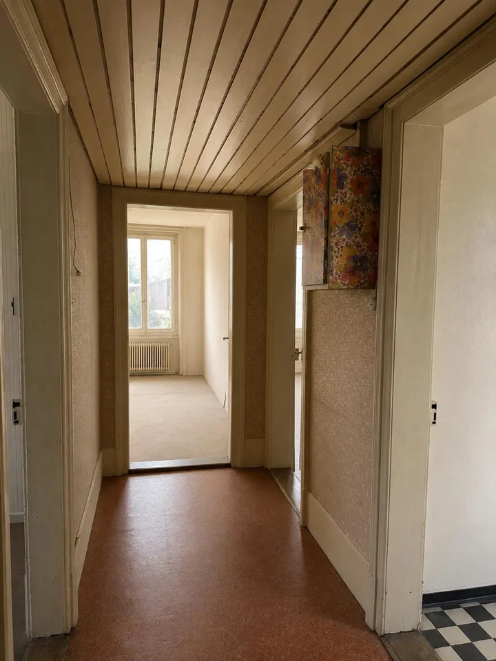 Freistehendes Jugendstilhaus mit Garten – photo 11 of 27