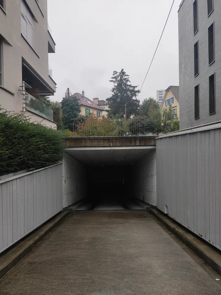 Einstellplätze mit E-Ladestationsvorrichtungen zu vermieten – Foto 5 von 5