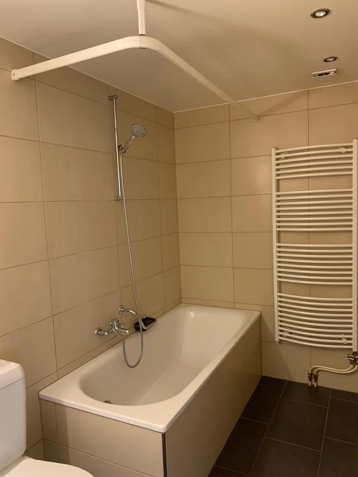 Helle 3-Zimmer-Wohnung mit sonnigem Sitzplatz – foto 3 di 9