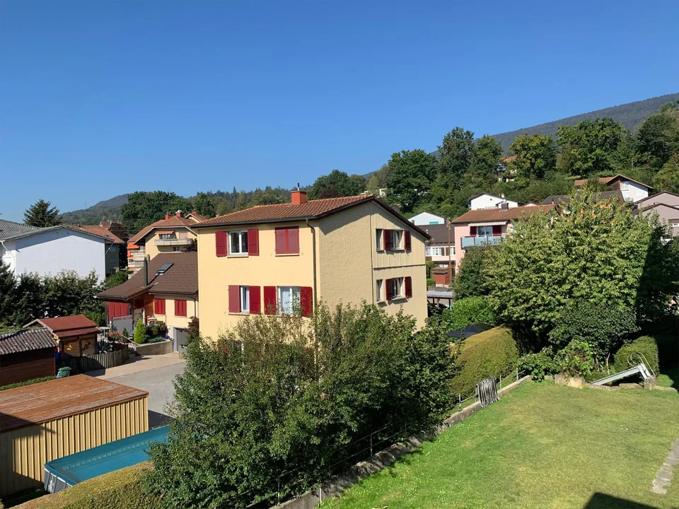 Helle 3-Zimmer-Wohnung mit sonnigem Sitzplatz – foto 9 di 9