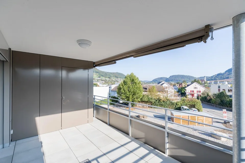Exklusive und moderne 3.5 Zimmerwohnung – photo 8 of 11