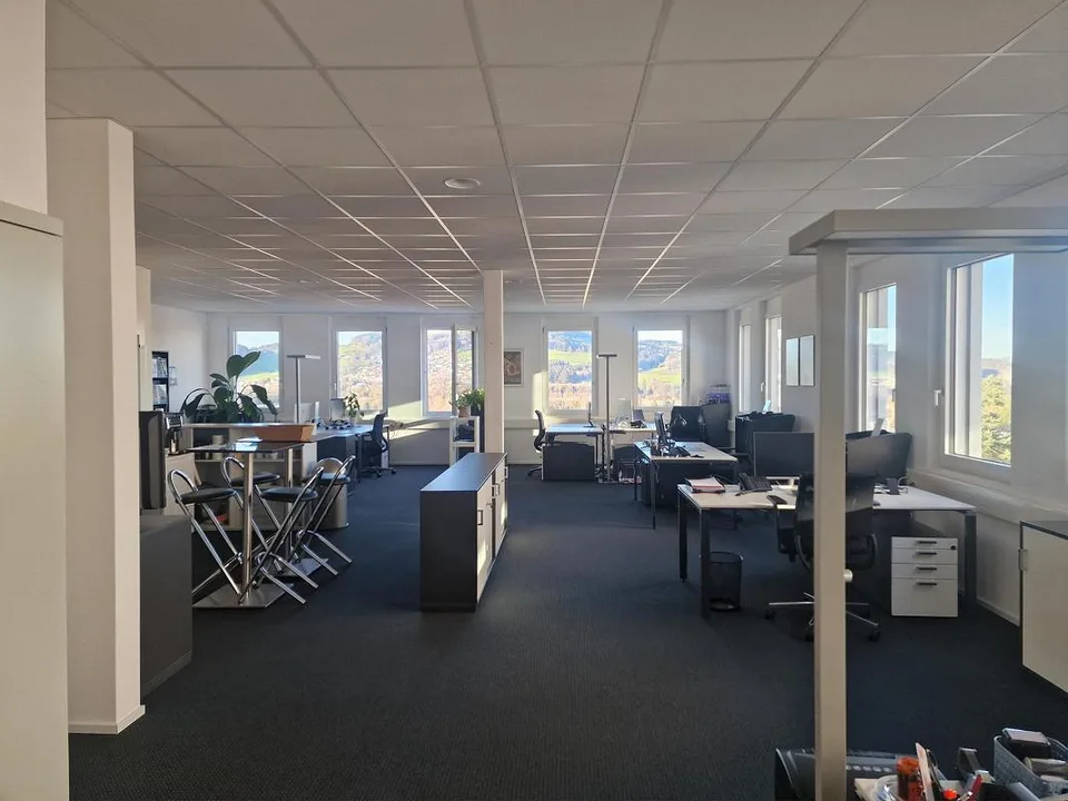 Exklusive Gewerbefläche – 34 m² lichtdurchflutetes Arbeiten in einem – Foto 3 von 5