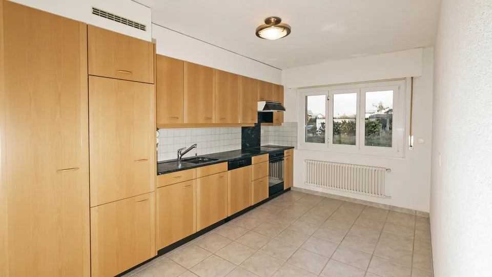Zu verkaufen Charmantes 3.5-Zimmer-Apartment in Aproz – Foto 2 von 8