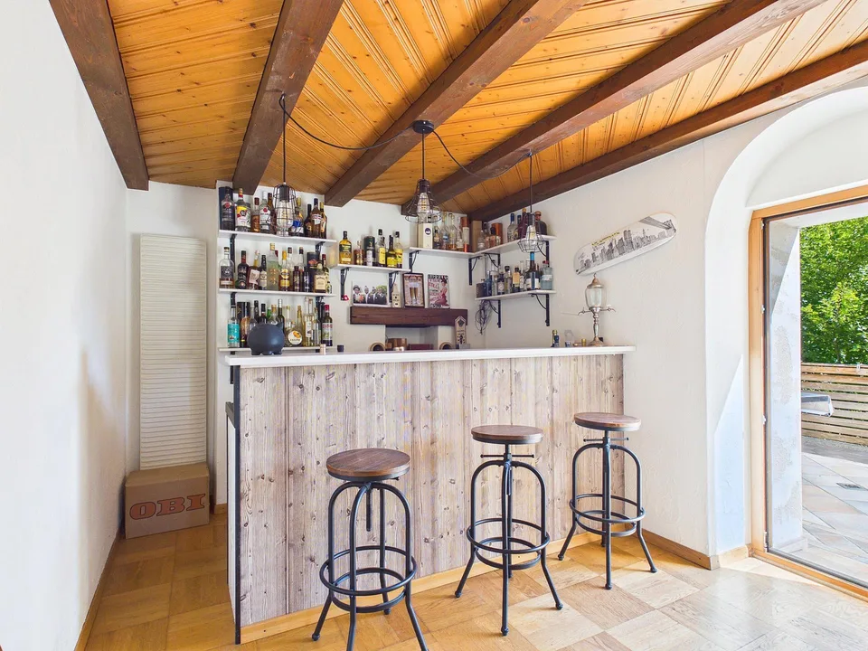 Freistehendes Zuhause mit Charme und Entwicklungspotenzial – Foto 10 von 13