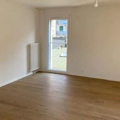 Schönes 1-Zimmer-Apartment in einem vollständig renovierten Gebäude – Foto 3 von 5