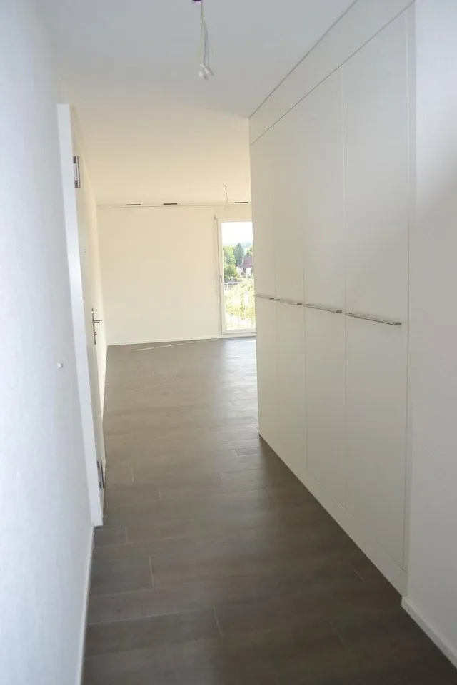2.5-room apartment with large kitchen and balcony – photo 7 of 9